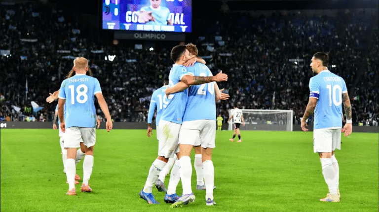 ONG39 Berita Sepak Bola Terbaru & Hasil Pertandingan. Lazio menang 1-0 atas Juventus berkat gol Toma Basic di pekan ke-8 Serie A, membawa tim naik ke posisi 10 klasemen.
