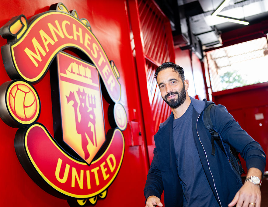 ONG39 Berita Sepak Bola Terbaru & Hasil Pertandingan. Jobe Bellingham: Dortmund Hadapi Tekanan untuk Melepasnya