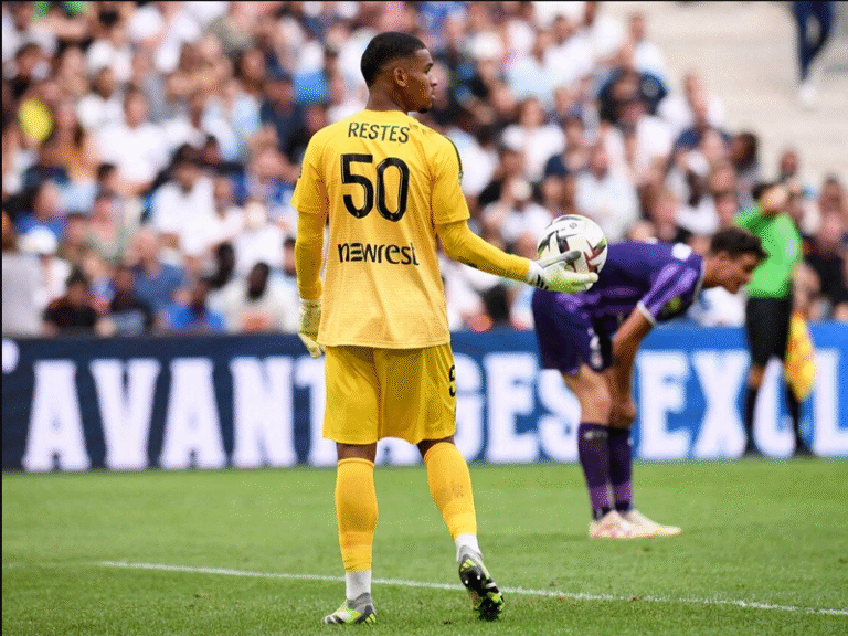 ONG39 Berita Sepak Bola Terbaru & Hasil Pertandingan. Newcastle Panik? Keputusan Besar di Bawah Mistar Siap Meledak!