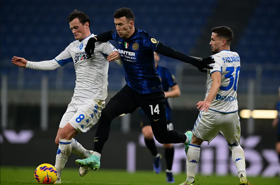 ONG39 Berita Sepak Bola Terbaru & Hasil Pertandingan. Milan Tampil Perkasa: Kemenangan 5-1 yang Memuaskan