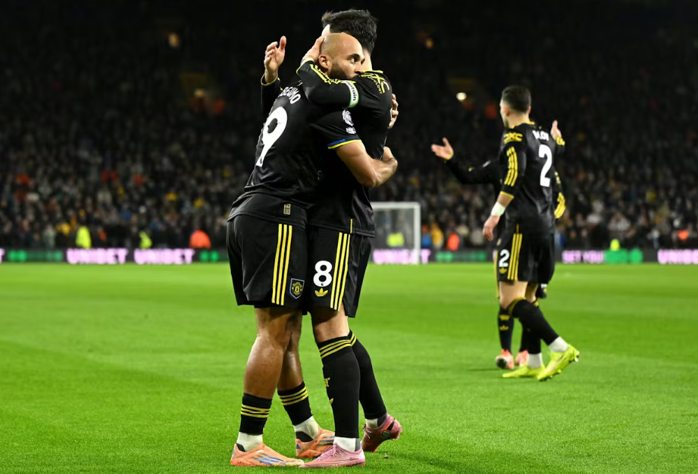 ONG39 Berita Sepak Bola Terbaru & Hasil Pertandingan. Manchester United Hancurkan Wolves: Kemenangan 4-0 Memukau