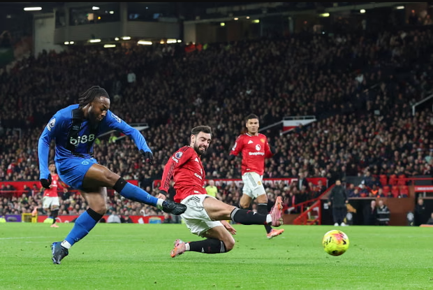 ONG39 Berita Sepak Bola Terbaru & Hasil Pertandingan. Drama 4-4 Picu Desakan Transfer Semenyo