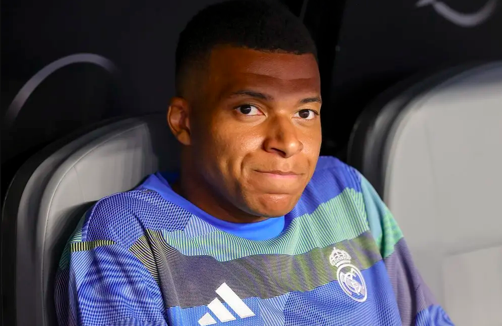 ONG39 Berita Sepak Bola Terbaru & Hasil Pertandingan. Real Madrid Panik? Kondisi Mbappe Bikin Xabi Alonso Gelisah!